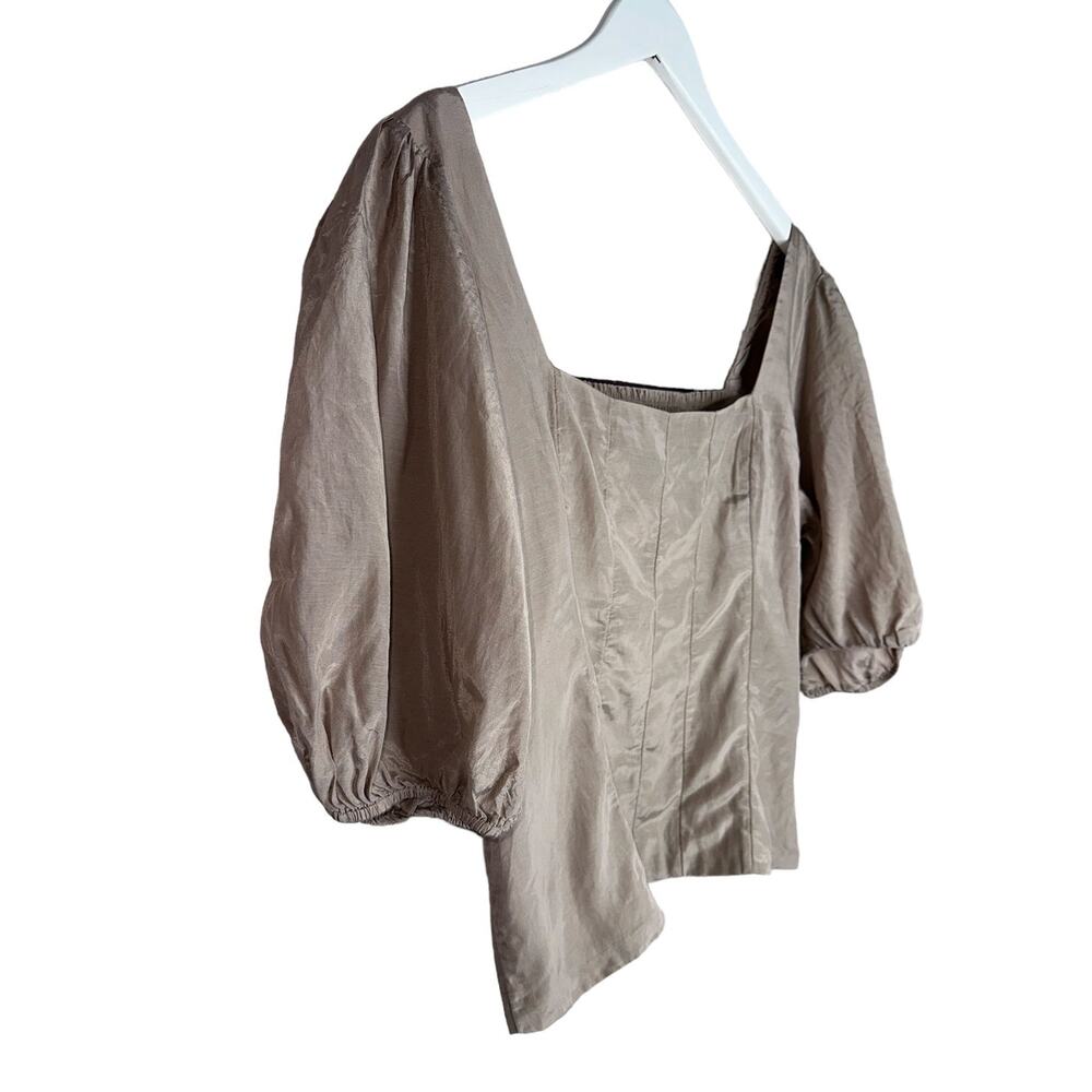NWT Abercrombie & Fitch Tan Ruched Back Puff Sleeve Crop Top Blouse Size XL - Picture 3 of 9
